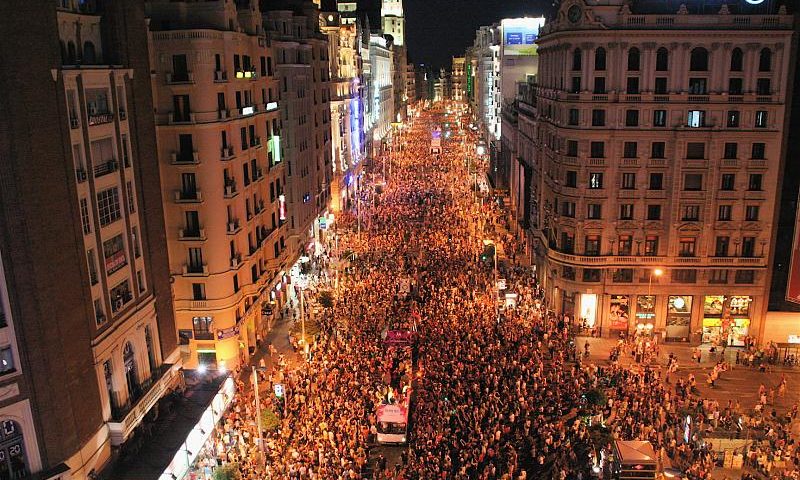 La Gran Vía durante l'Orgullo Gay. Foto dal web